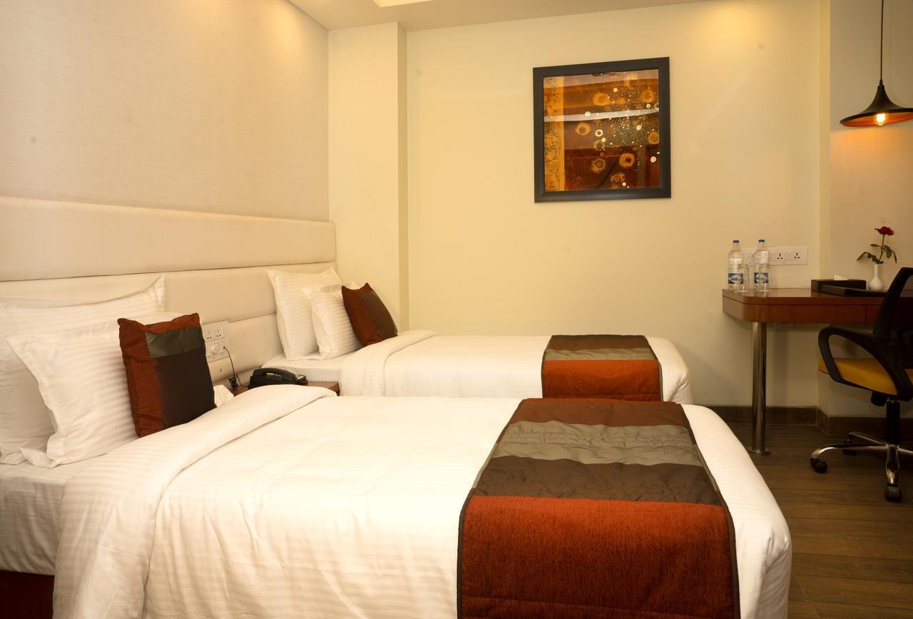 Amalfi Grand Hotel Patna  Kamer foto