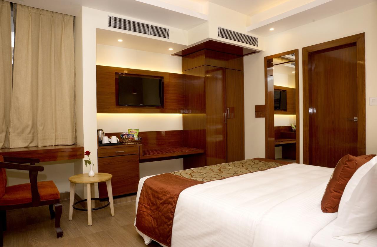 Amalfi Grand Hotel Patna  Kamer foto