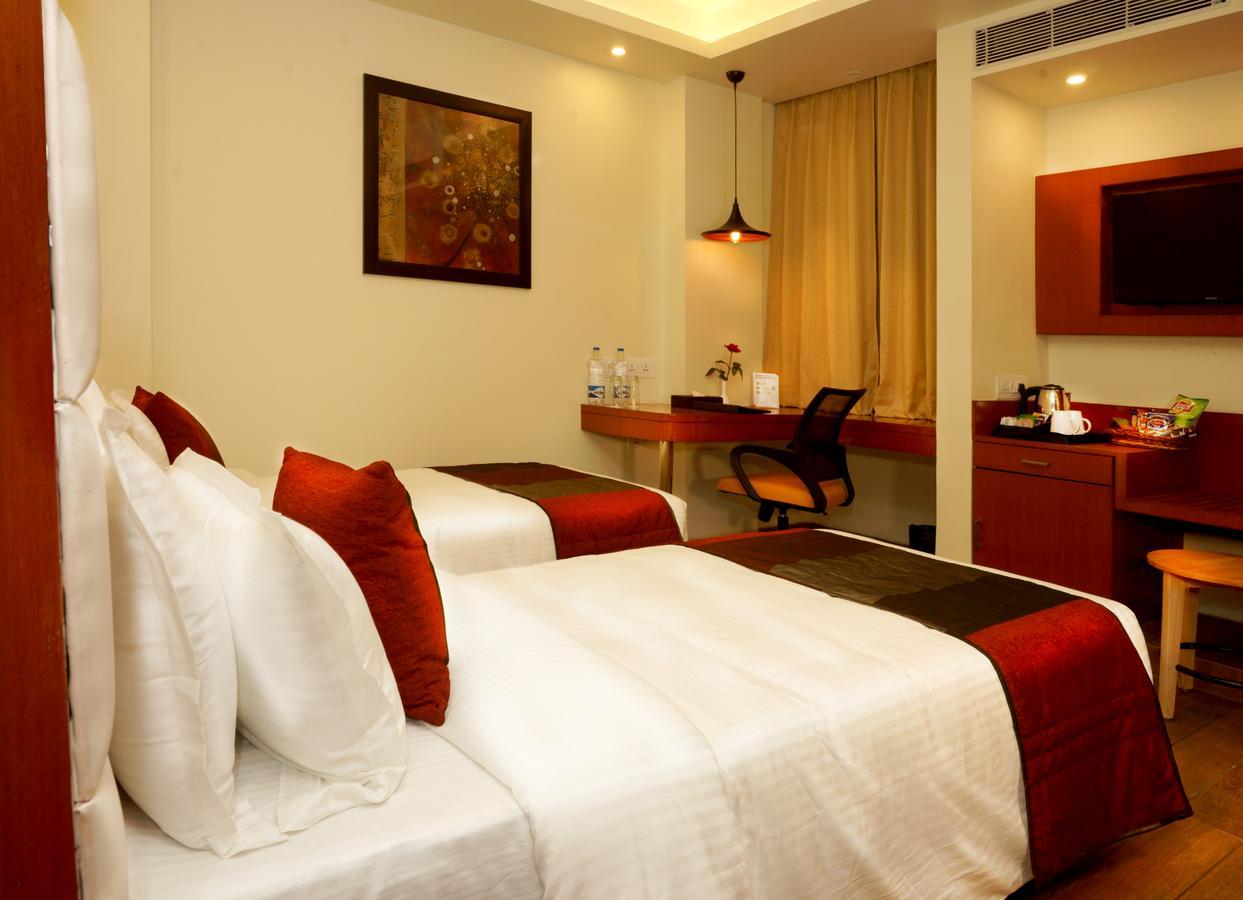 Amalfi Grand Hotel Patna  Kamer foto