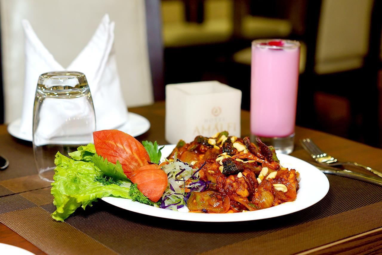 Amalfi Grand Hotel Patna  Kamer foto