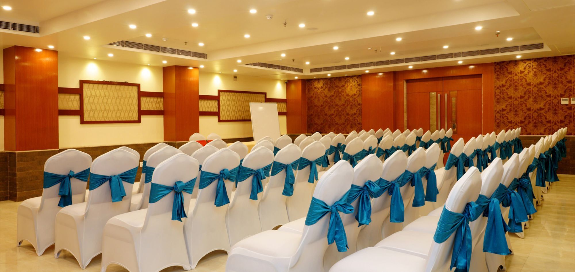 Amalfi Grand Hotel Patna  Buitenkant foto